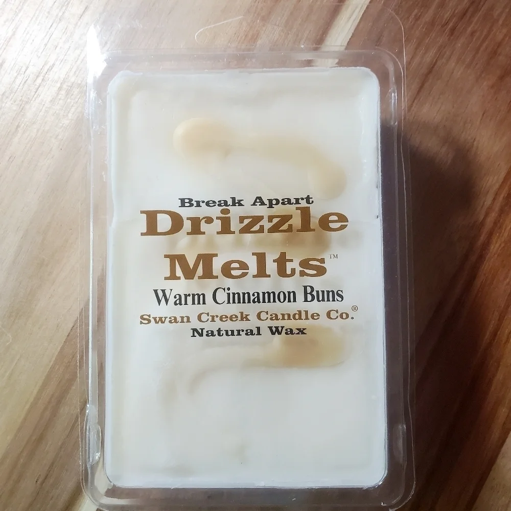 WARM CINNAMON BUNS by SWAN CREEK CANDLE CO Drizzle Melts Natural Wax 5.25 oz NWT